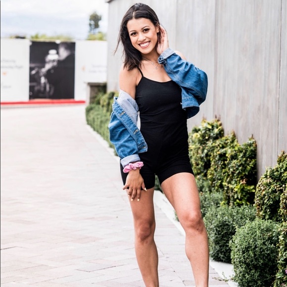 Meet your seller😘💃💋 - Picture 4 of 6